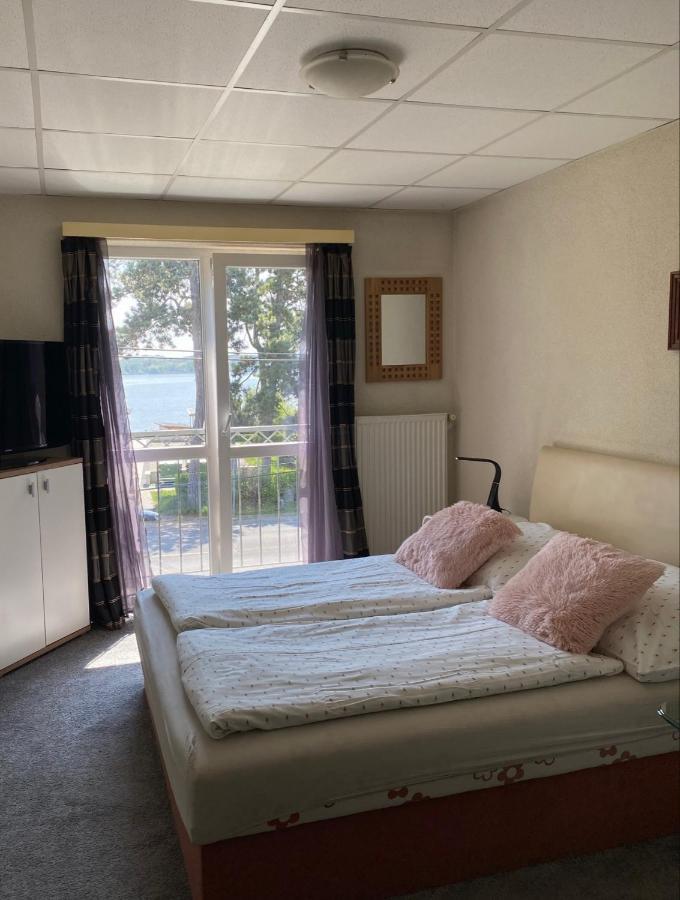 Bed and Breakfast Panzio Тата Экстерьер фото
