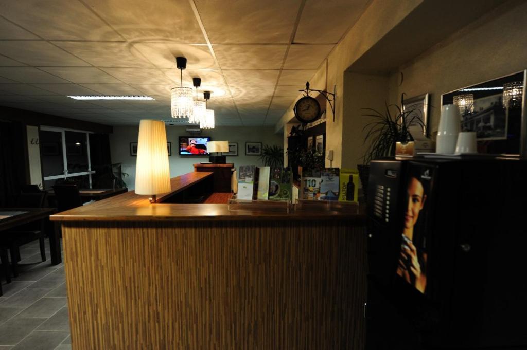 Bed and Breakfast Panzio Тата Экстерьер фото