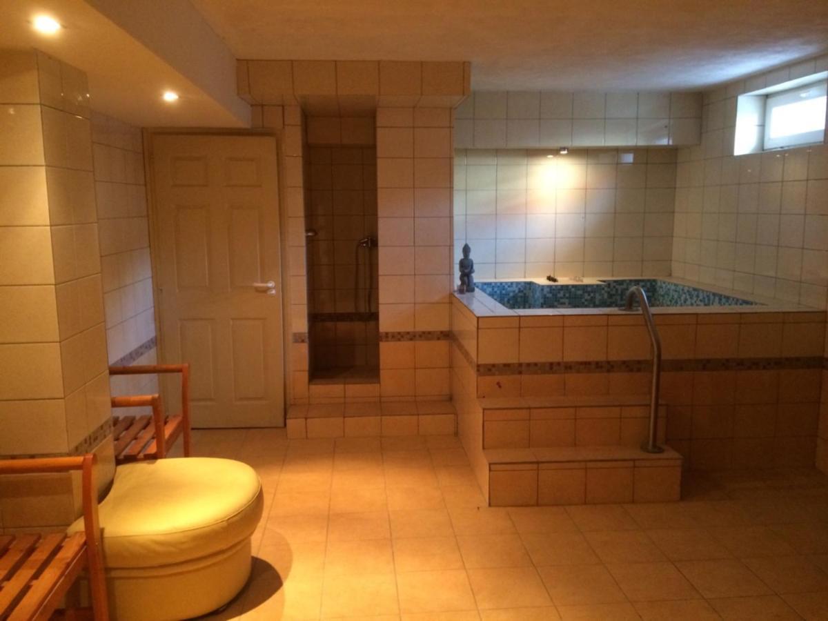 Bed and Breakfast Panzio Тата Экстерьер фото